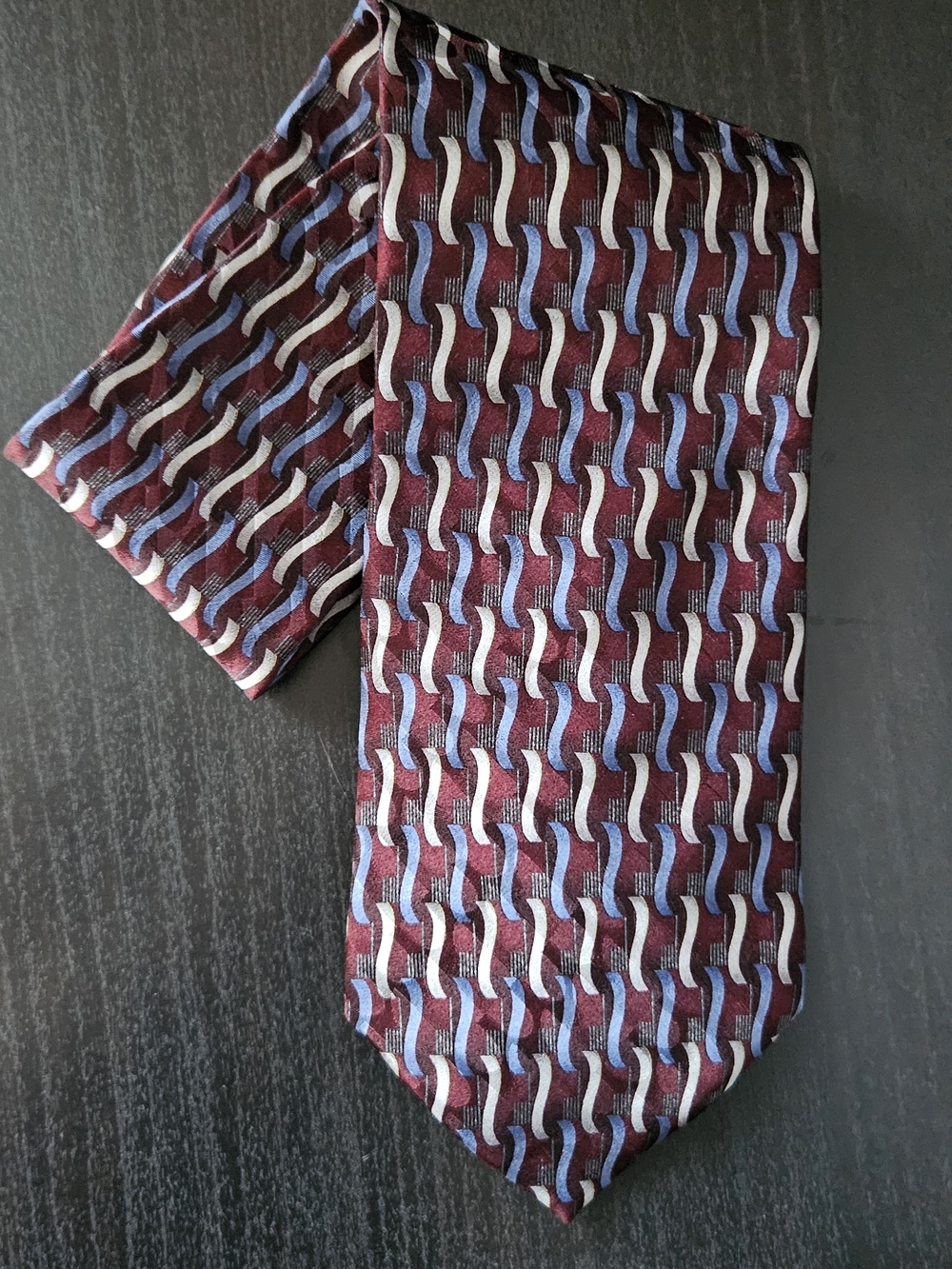 Lineage Men's Burgundy Patterned Silk Tie